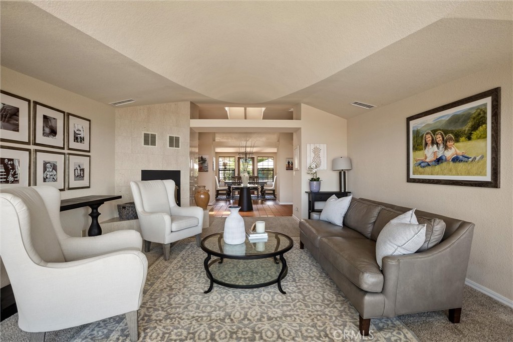 613 Avenida De Diamante