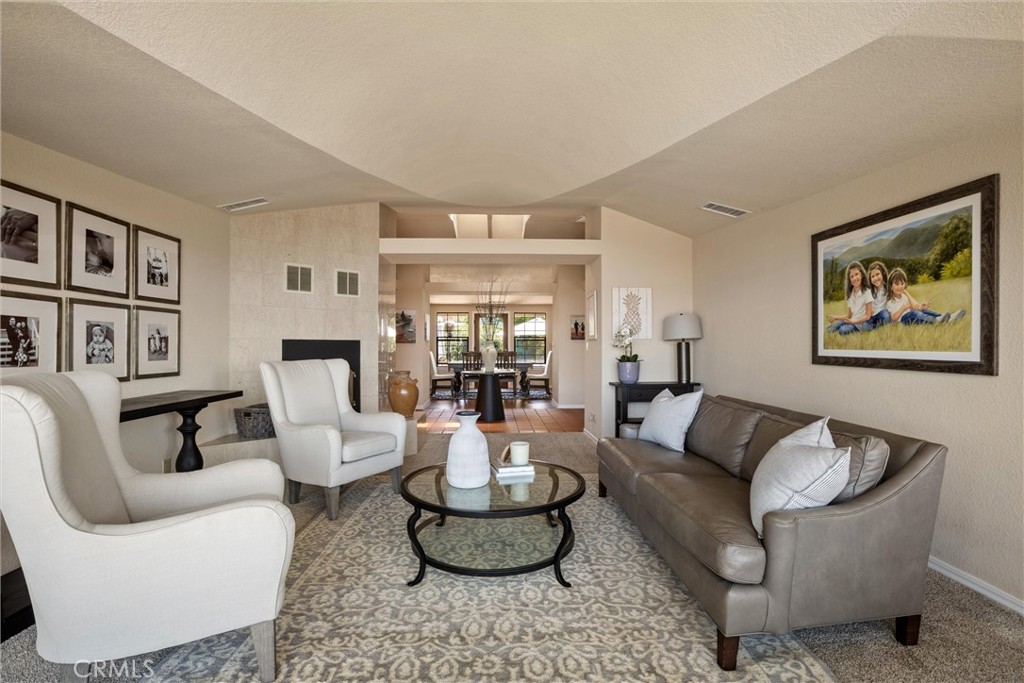 613 Avenida De Diamante