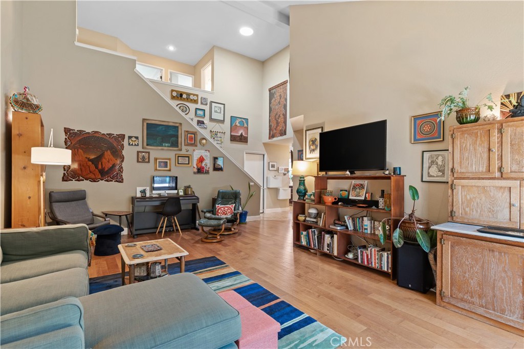 1172 Pacific Pointe Way