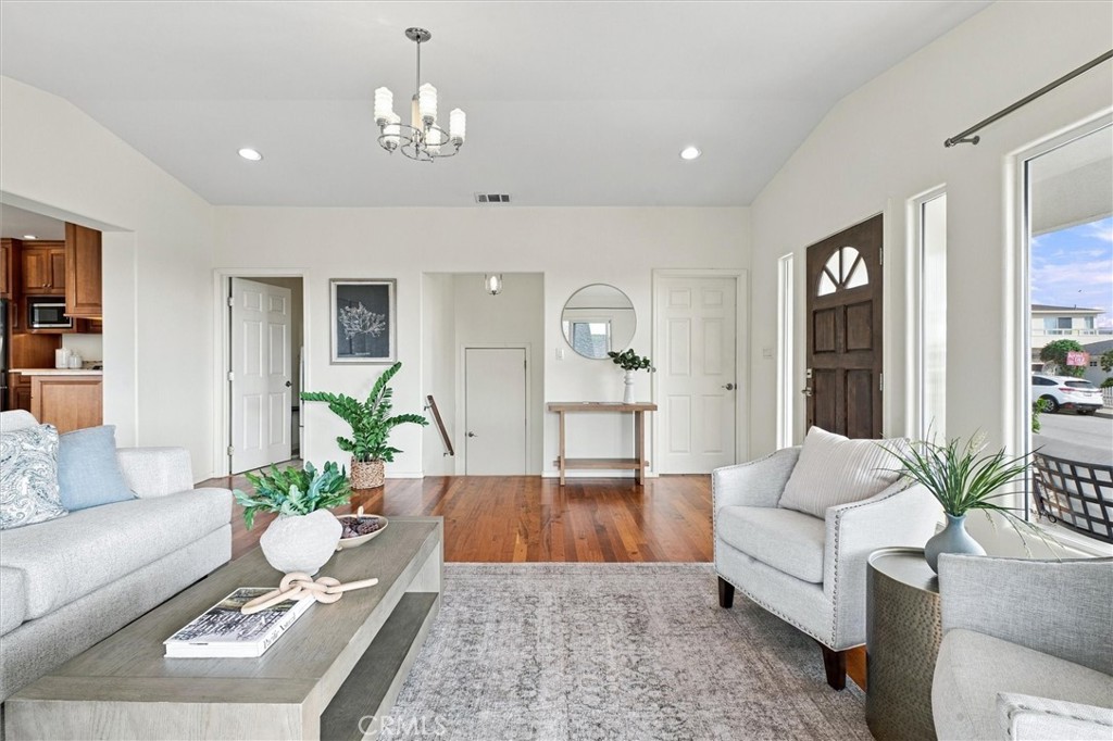 631 Ocean View