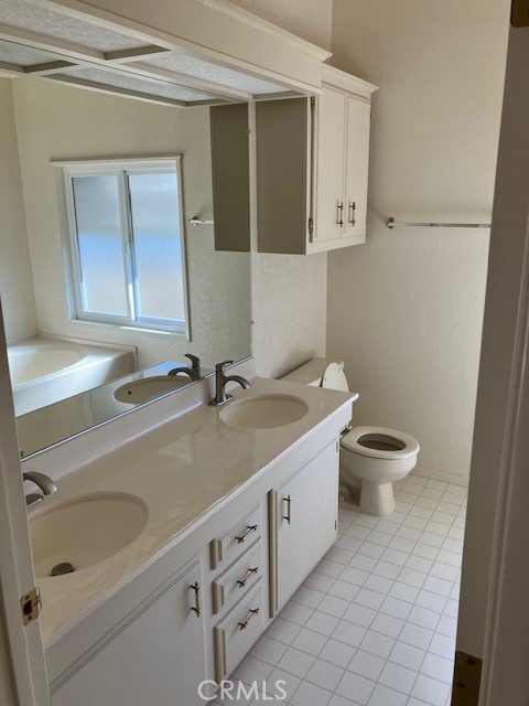 140 S Dolliver Street 49