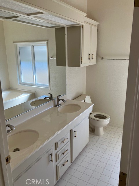 140 S Dolliver Street 49