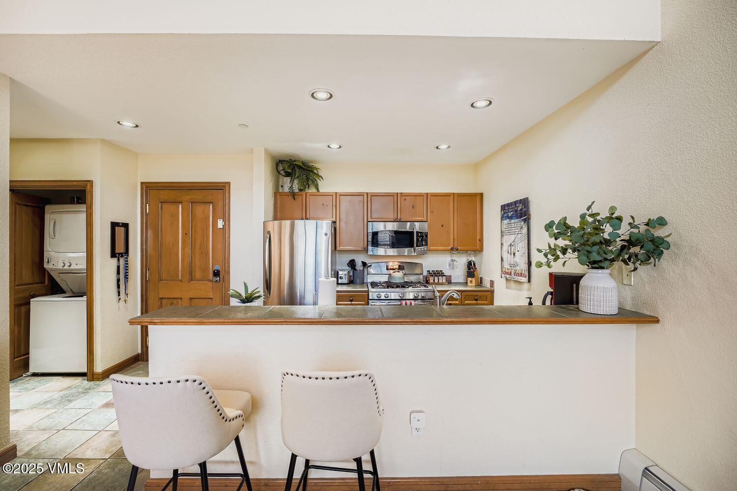 240 Chapel, BR-329, Avon Unit: BR-329