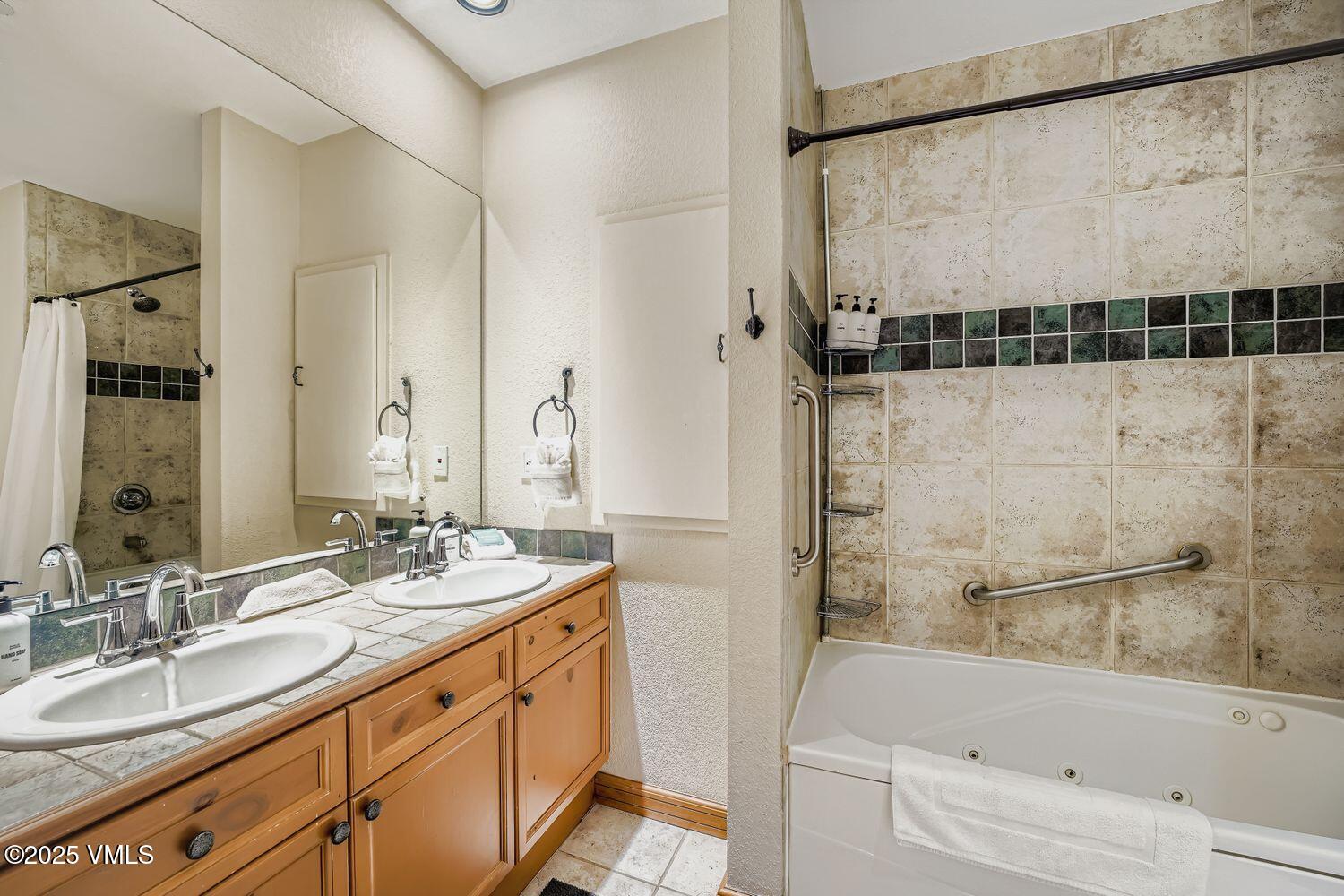 240 Chapel, BR-329, Avon Unit: BR-329