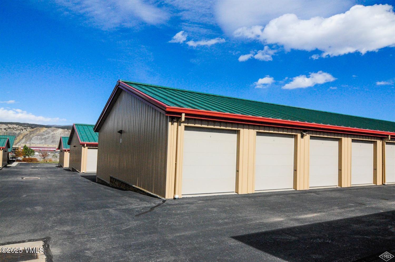 55 Spring Creek Road, 108 108