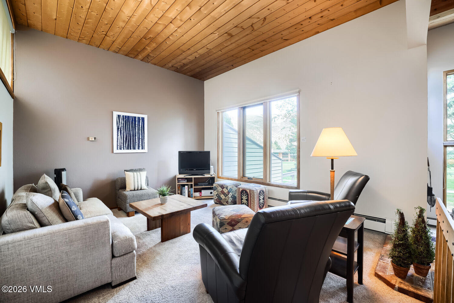 128 Beaver Road East