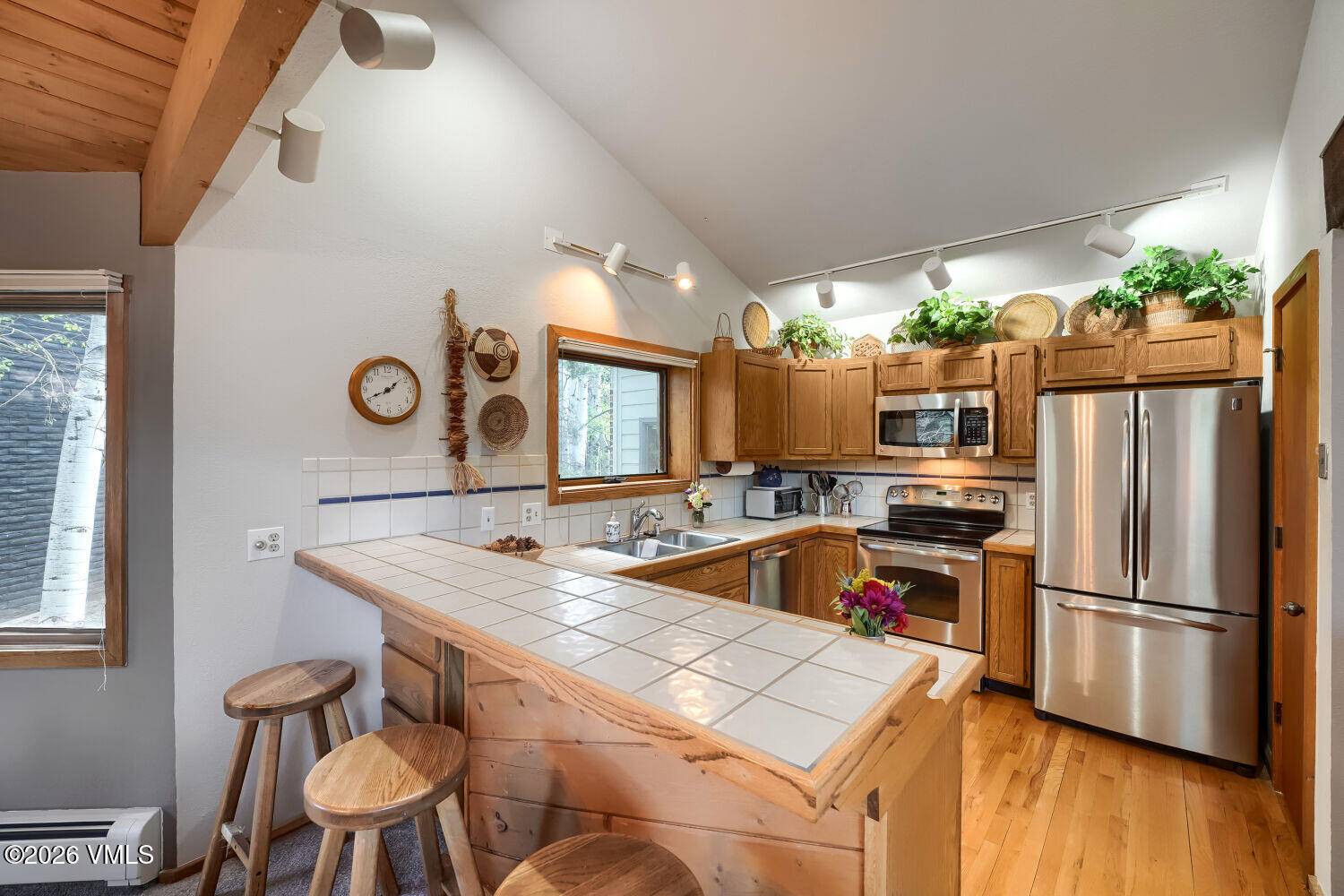 128 Beaver Road East