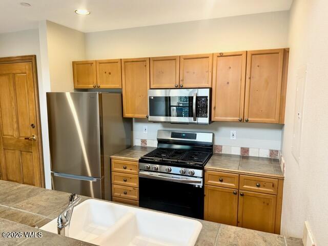 240 Chapel Place # BR309