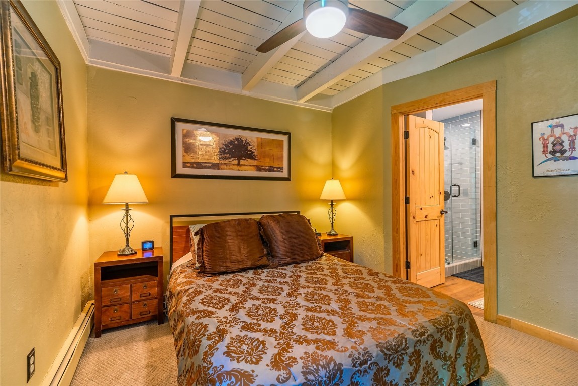 2100 Lodge Pole Circle Unit: 101