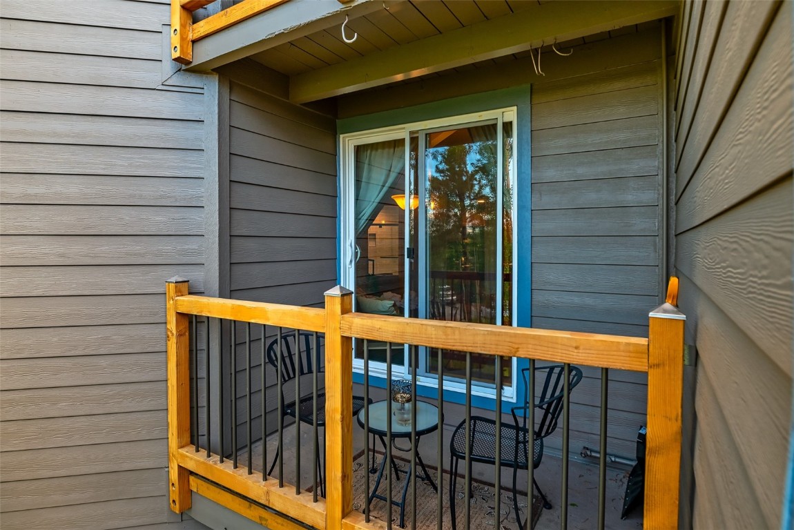 2100 Lodge Pole Circle Unit: 101