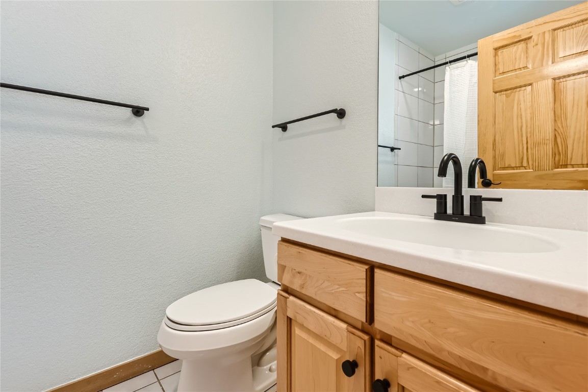 723 Meadow Drive Unit: A