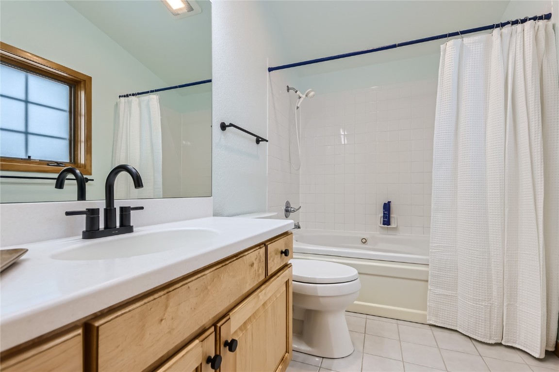 723 Meadow Drive Unit: A