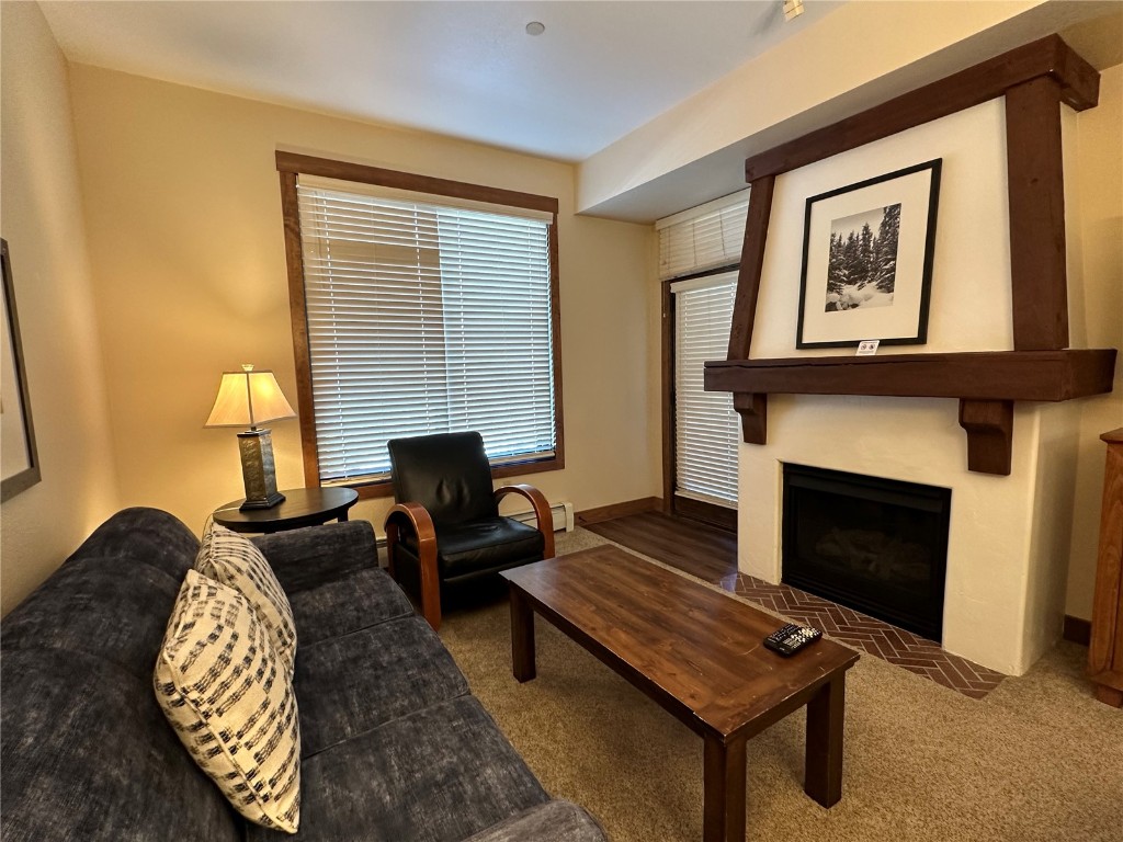 172 Beeler PLACE 102-D