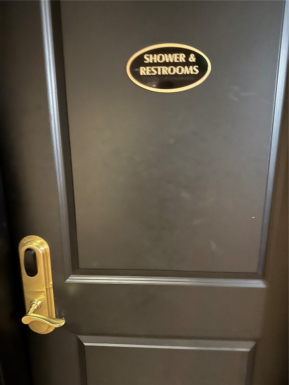 172 Beeler PLACE 102-D