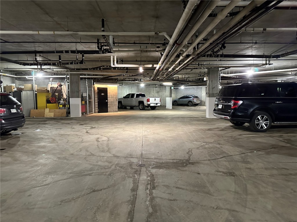 172 Beeler PLACE 102-D