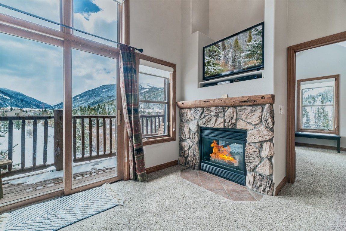 22714 Us Highway 6 5992