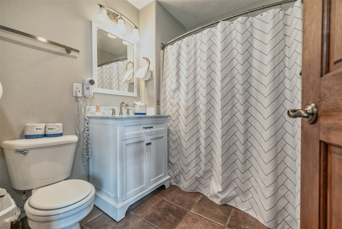 22714 Us Highway 6 5992