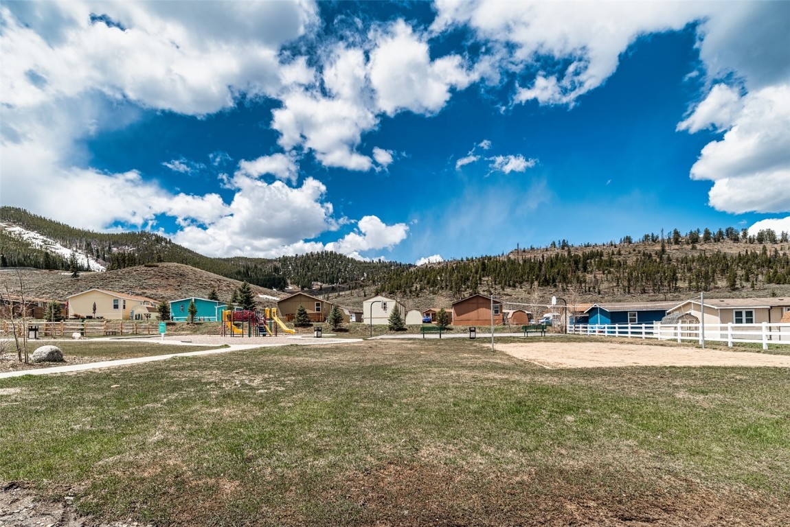 133 Pikes Peak PLACE