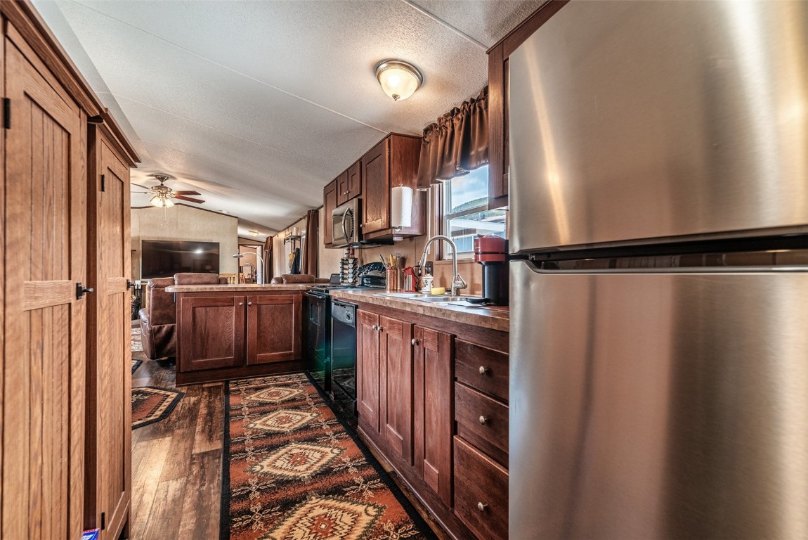 133 Pikes Peak PLACE