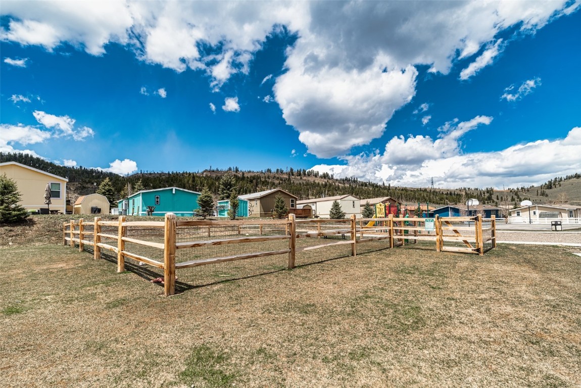 133 Pikes Peak PLACE