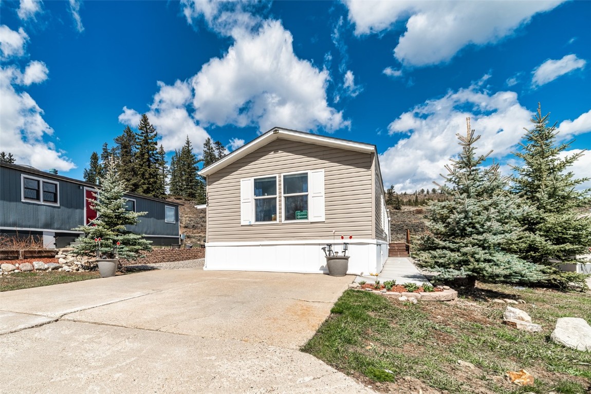 133 Pikes Peak PLACE