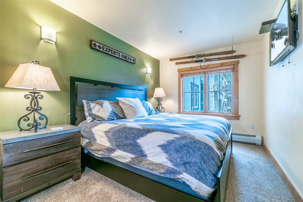 135 Dercum DRIVE 8573