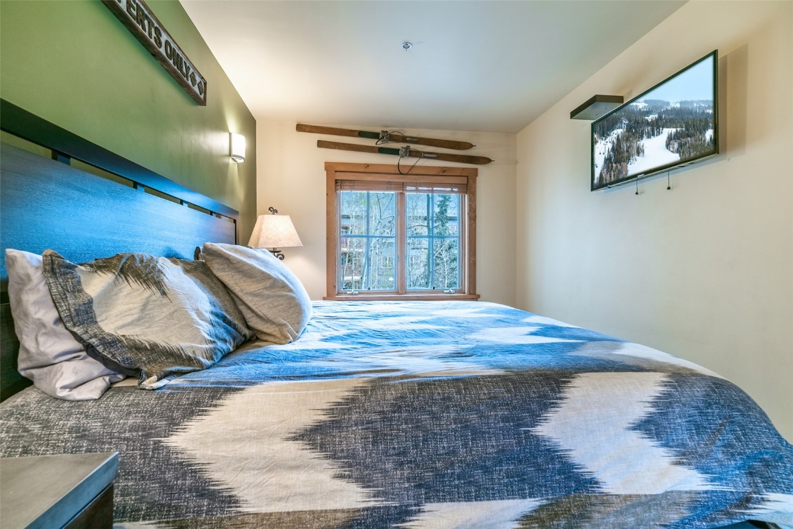 135 Dercum DRIVE 8573