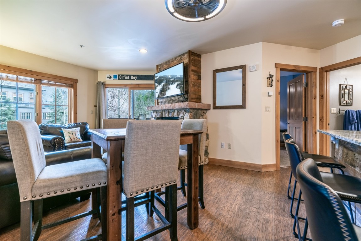 135 Dercum DRIVE 8573