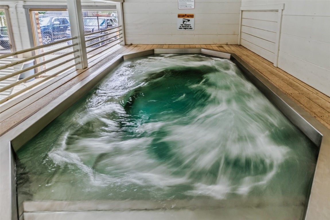 903 Straight Creek DRIVE 303