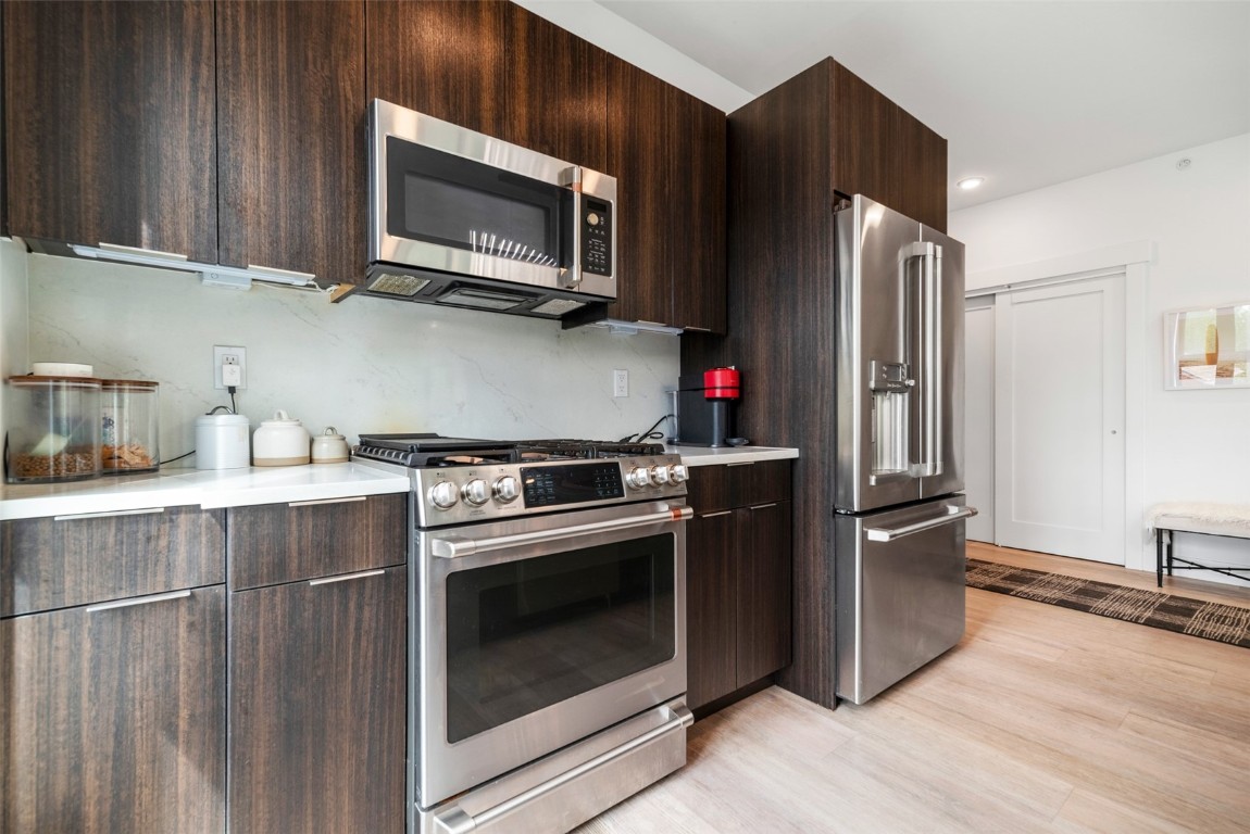 930 Blue River PARKWAY 936