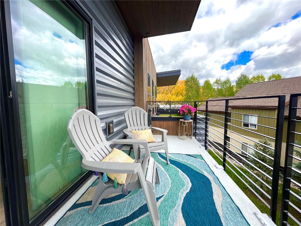 930 Blue River PARKWAY 936