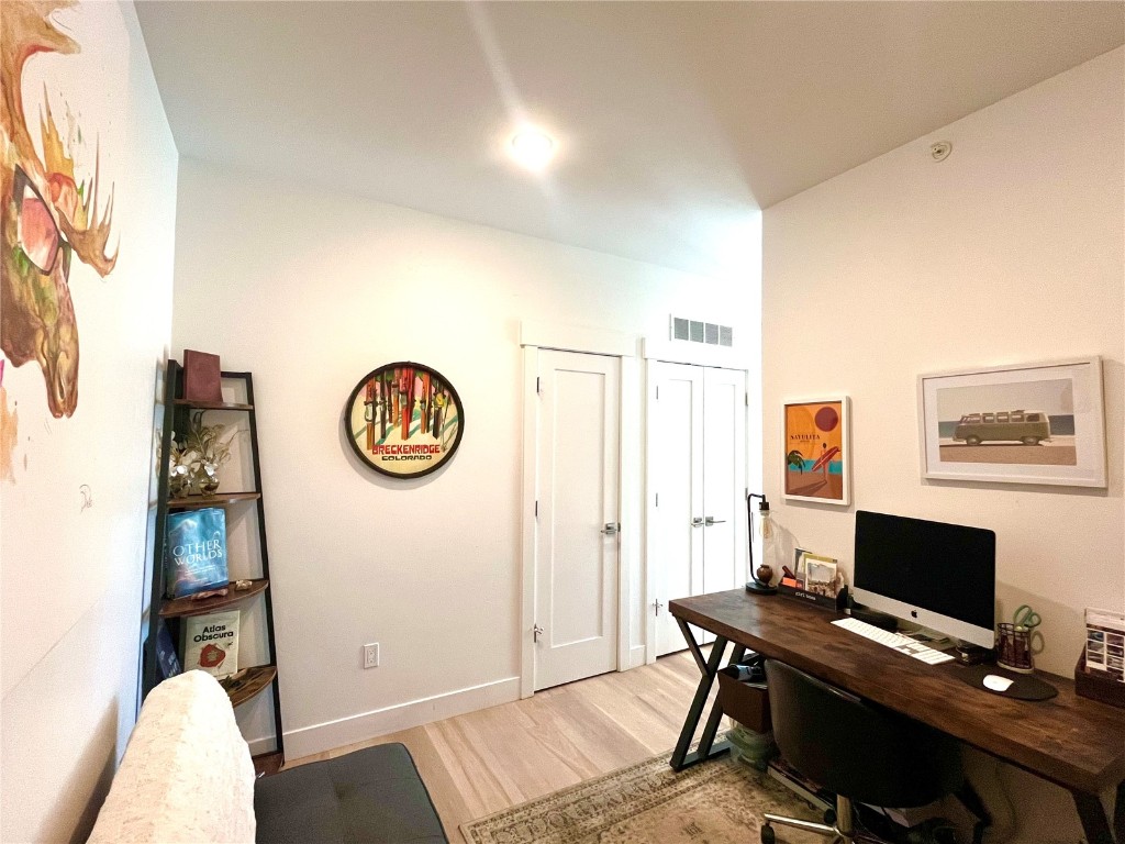 930 Blue River PARKWAY 936