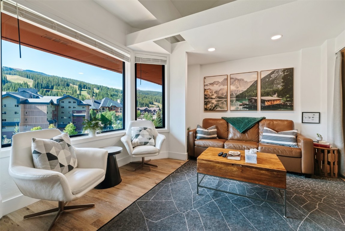 45 Beeler PLACE 2502