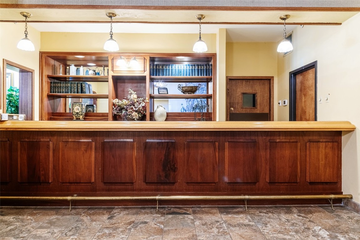 45 Beeler PLACE 2502