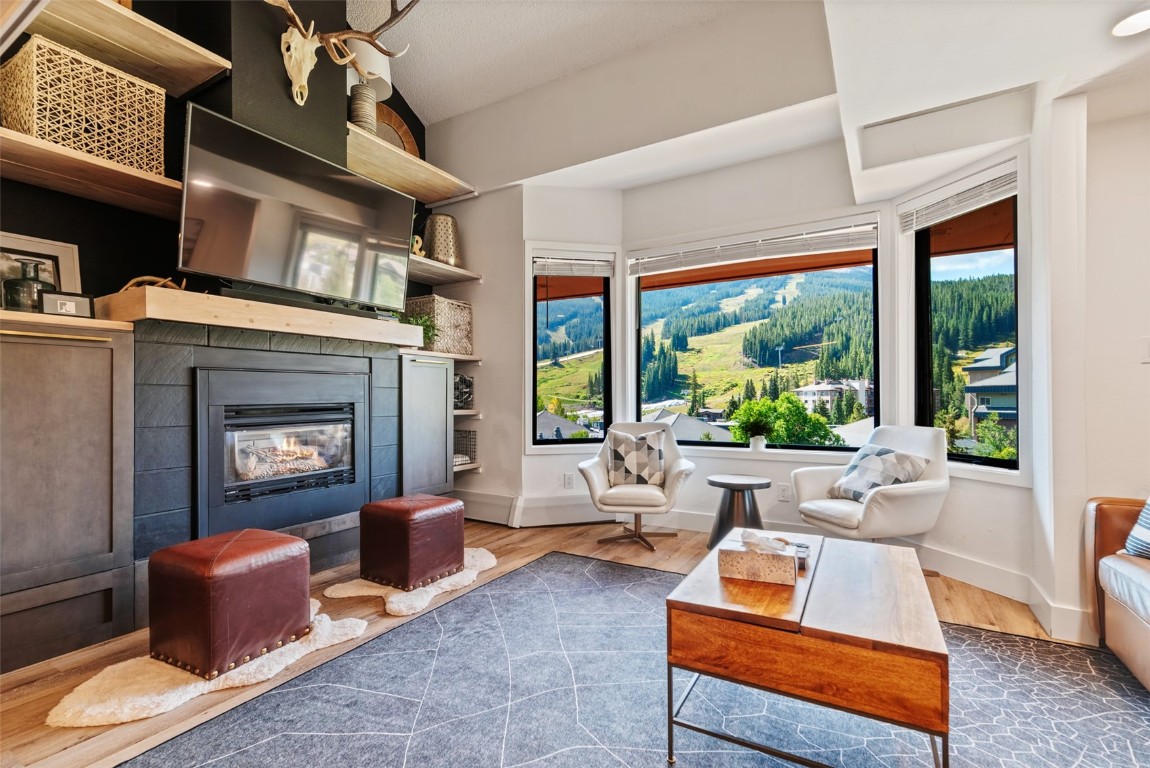 45 Beeler PLACE 2502