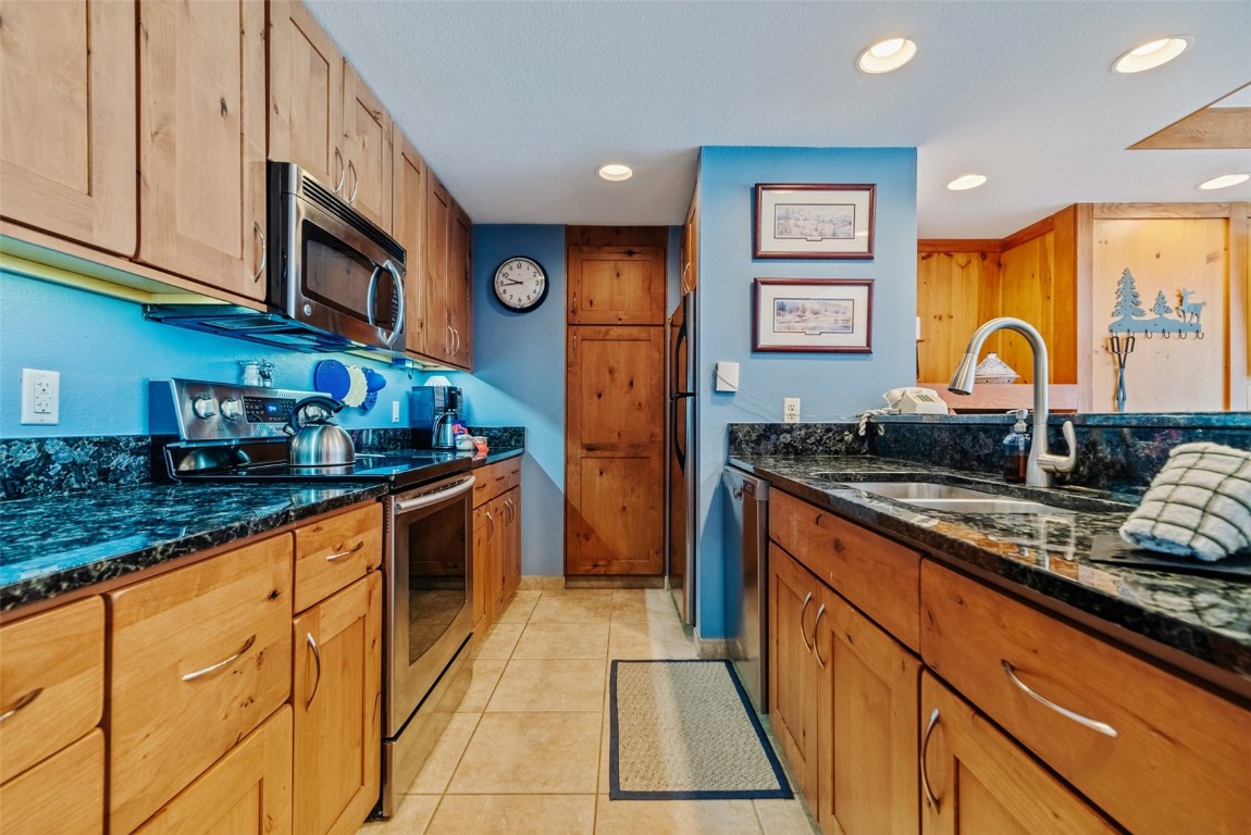 22340 Us Highway 6 1779