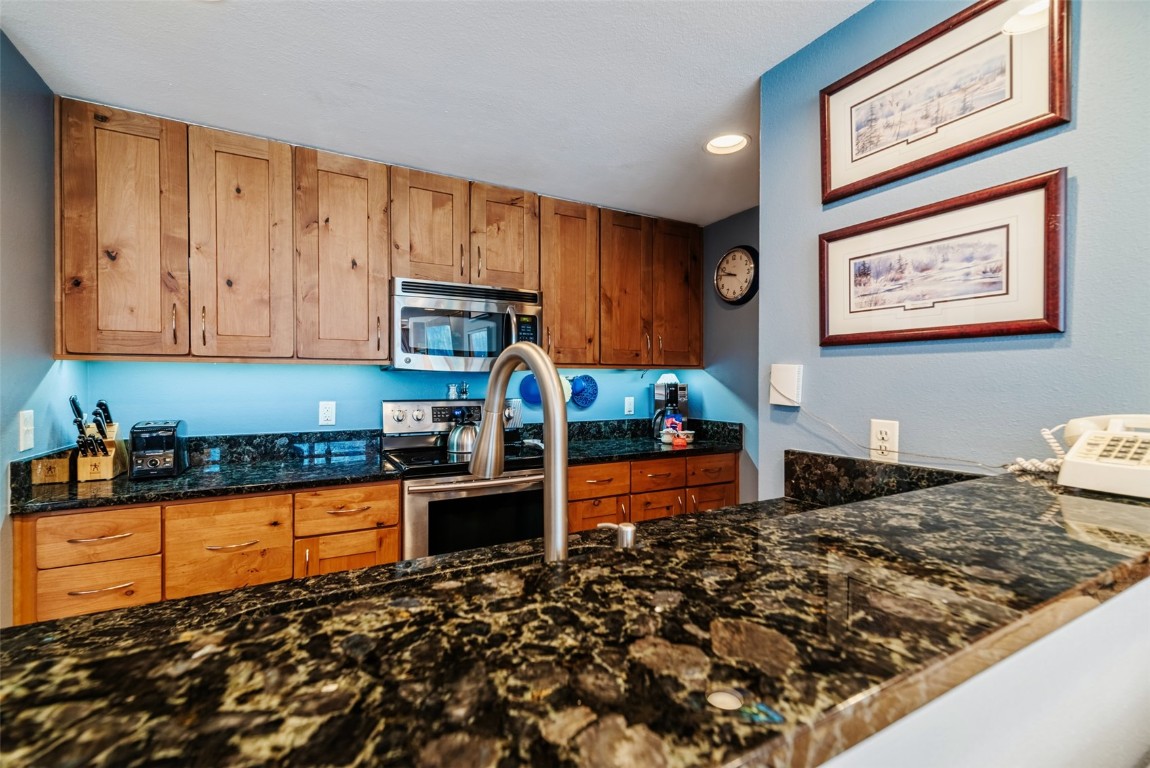 22340 Us Highway 6 1779