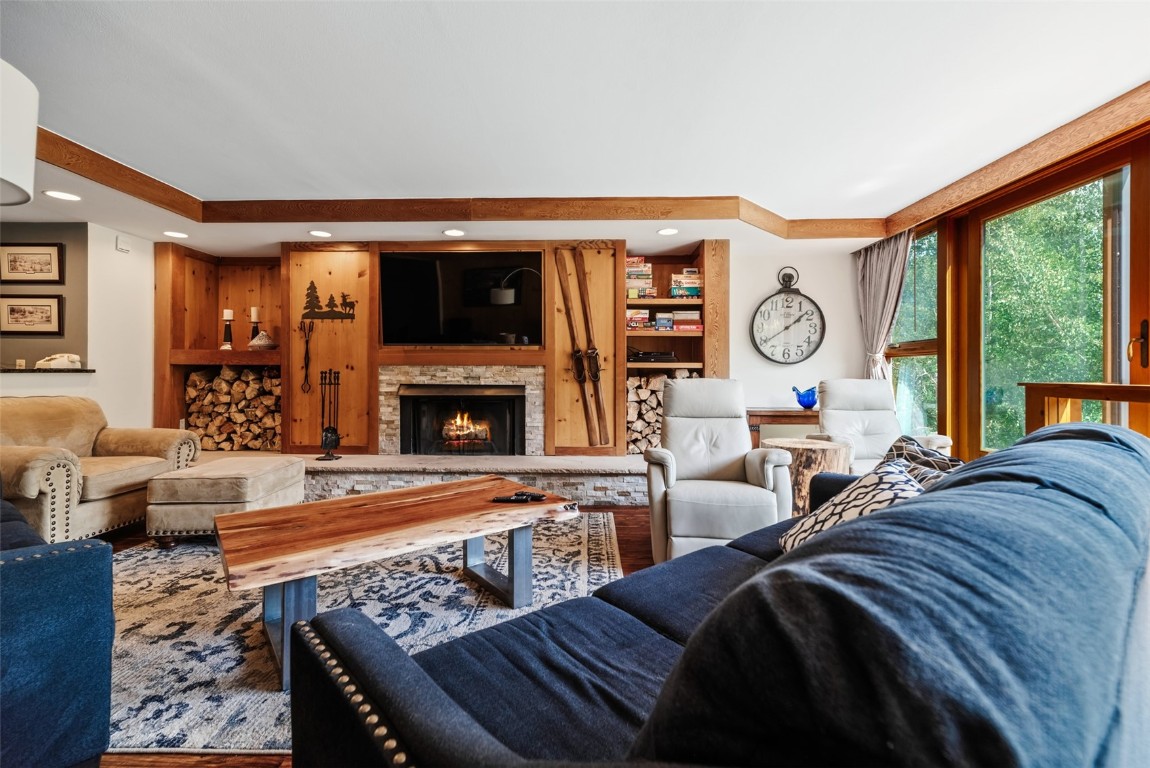 22340 Us Highway 6 1779