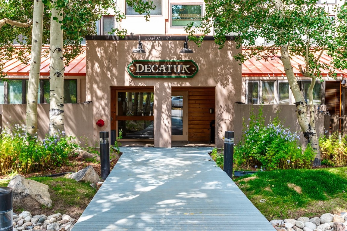 22340 Us Highway 6 1779