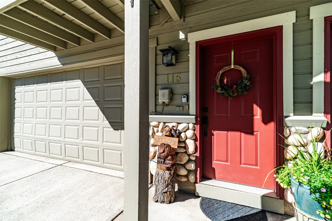 115 Mountain Vista LANE 115