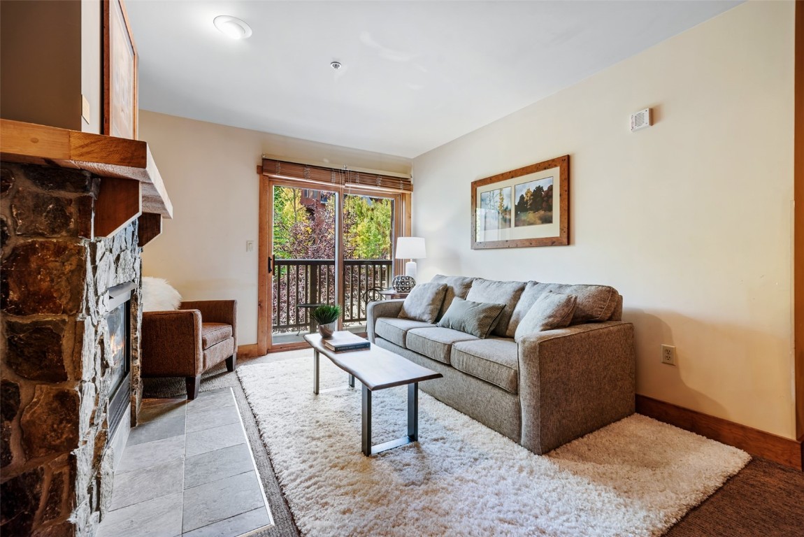 20 Hunkidori COURT 2237