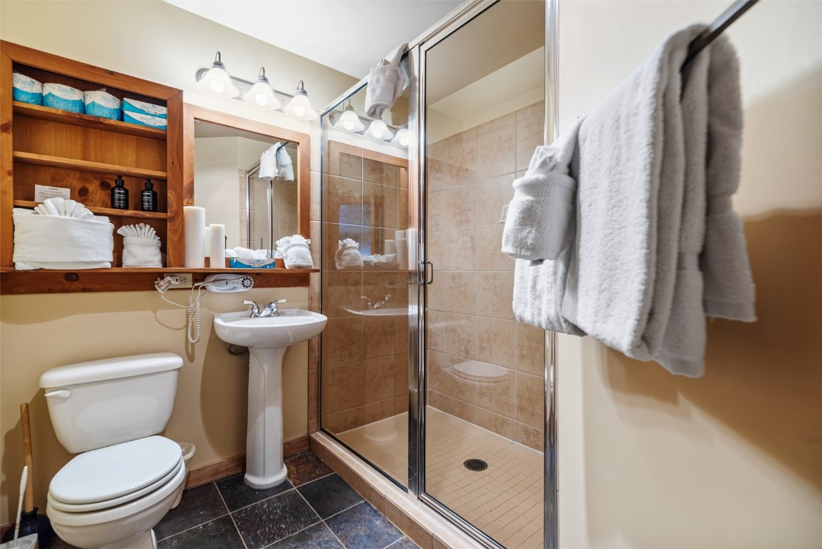 20 Hunkidori COURT 2237