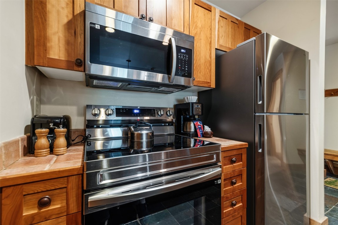 20 Hunkidori COURT 2237