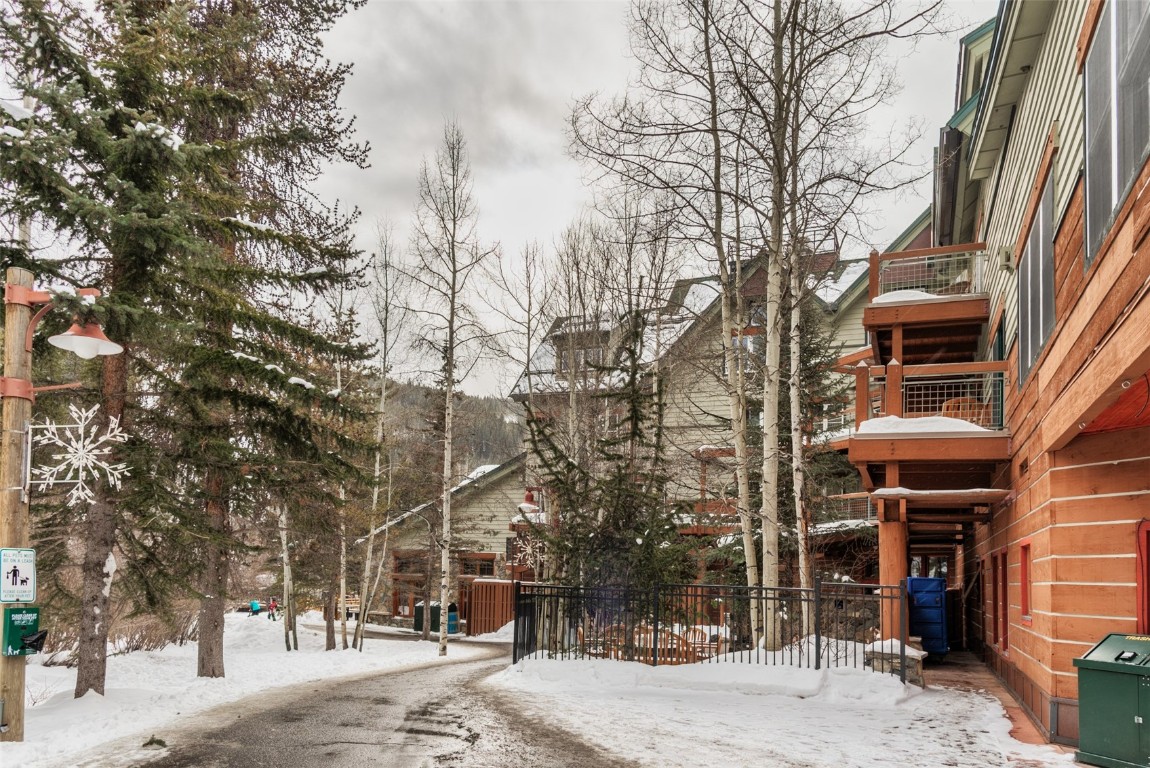 195 River Run ROAD 8015