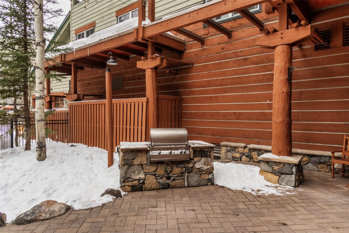 195 River Run ROAD 8015