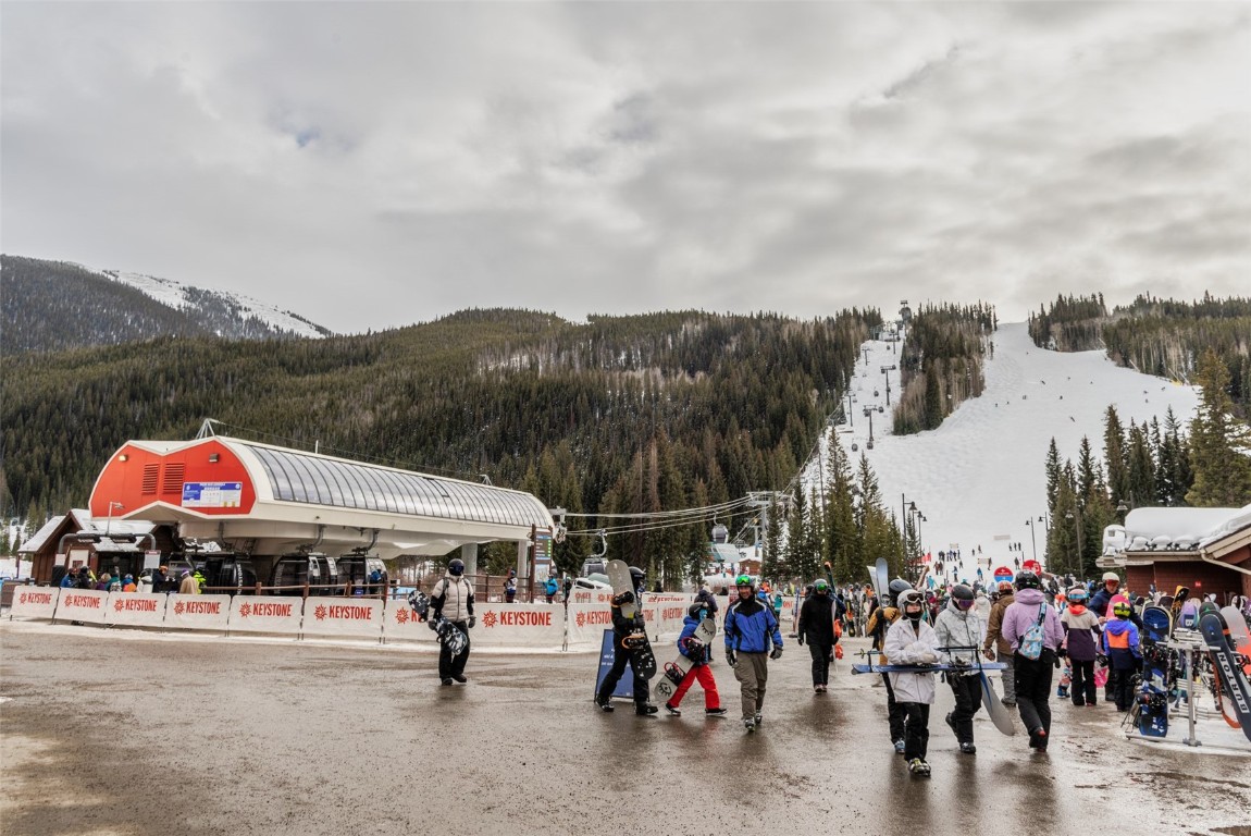 195 River Run ROAD 8015