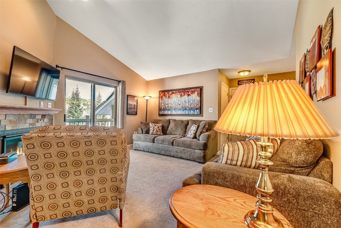 1521 Point DRIVE C1521-