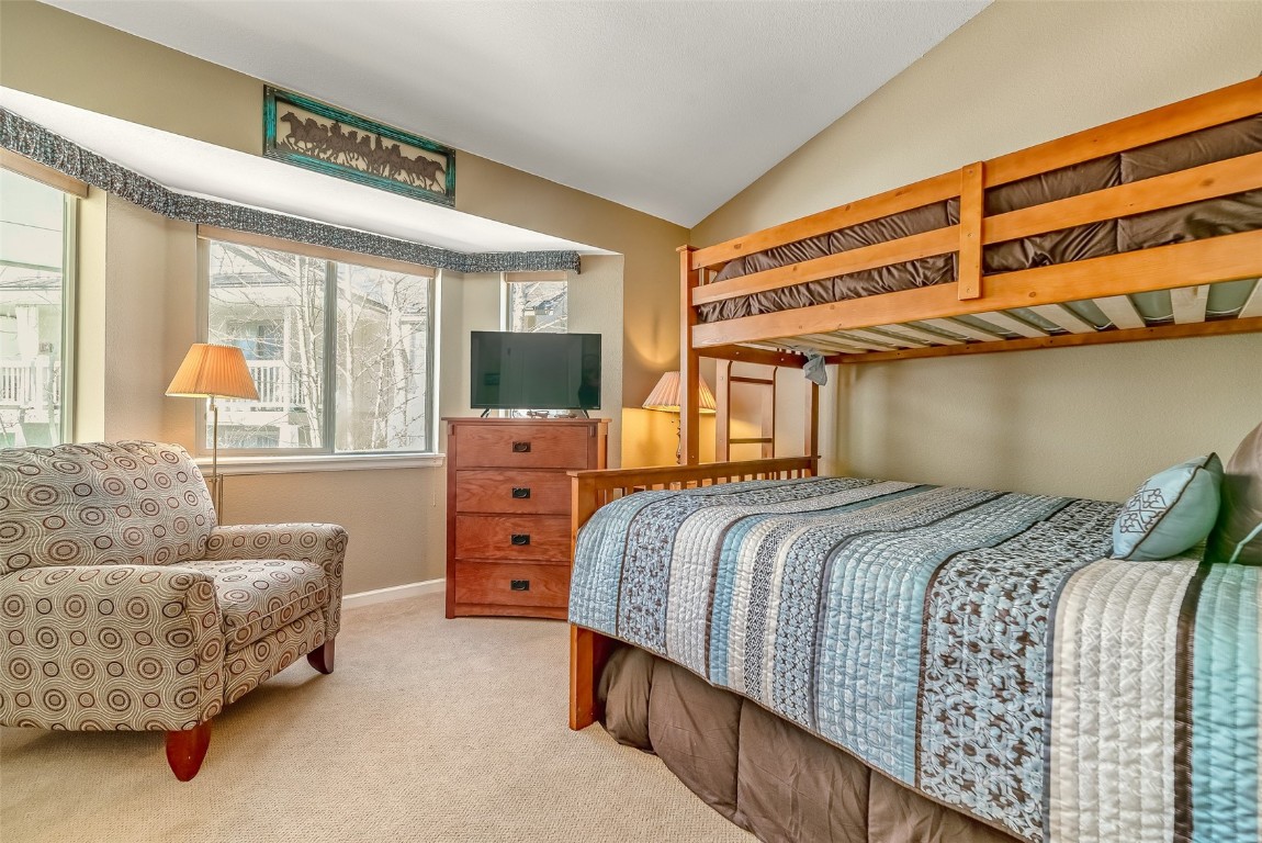 1521 Point DRIVE C1521-