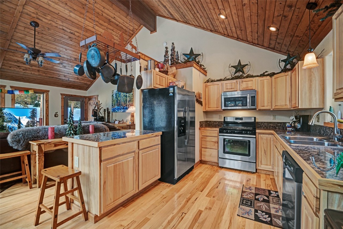 199 Sacramento DRIVE