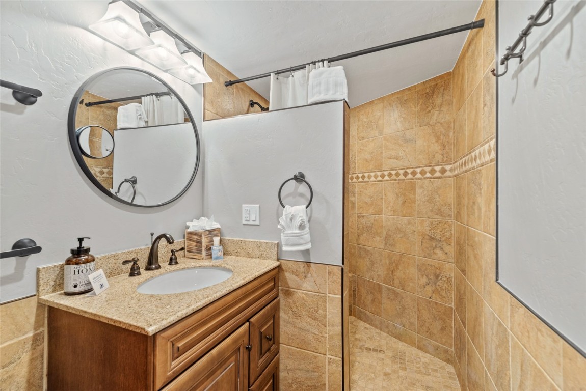 640 Village ROAD 4422